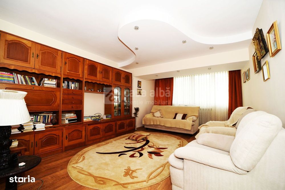 Ultracentral, apartament 3 camere, etaj intermediar