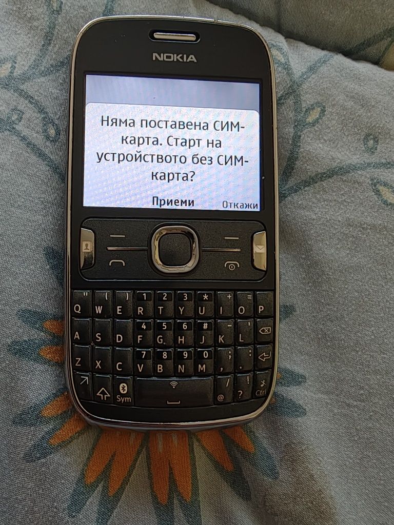Nokia 302 ASHA отличен