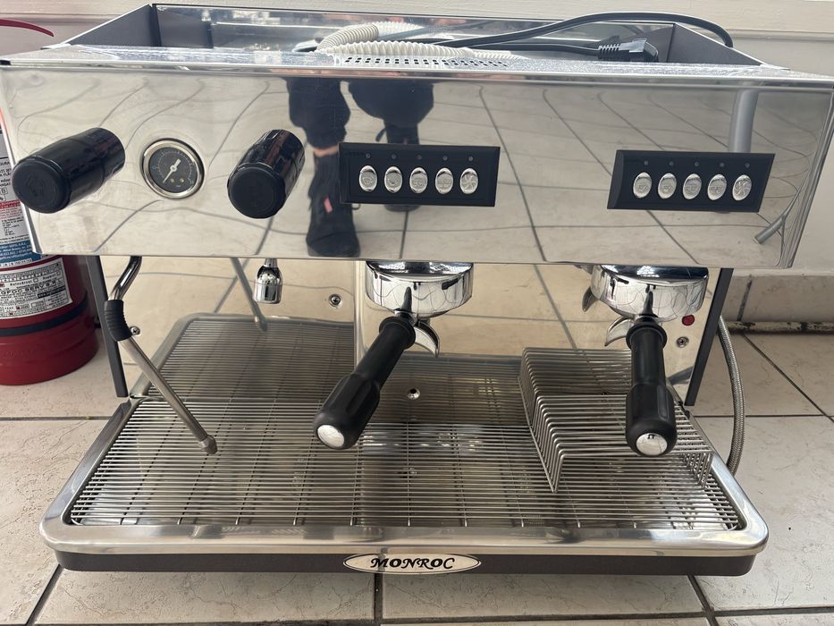 Aparat cafea profesional 2 grupuri
