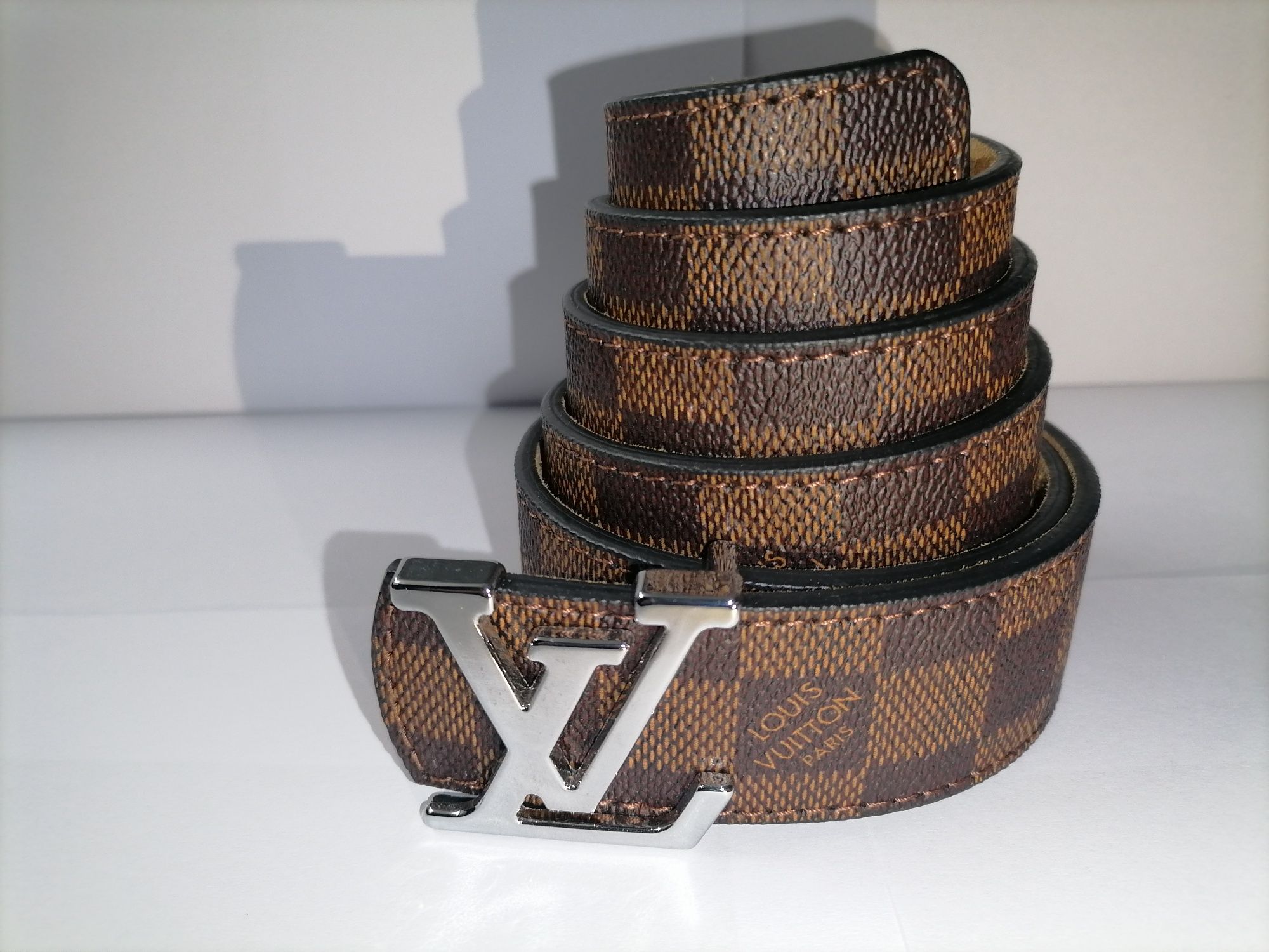 Curea din piele Louis Vuitton