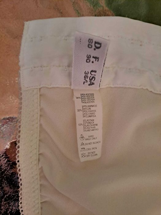 Sutien tip bustieră mărimea 3 (80B si 80C)La Perla