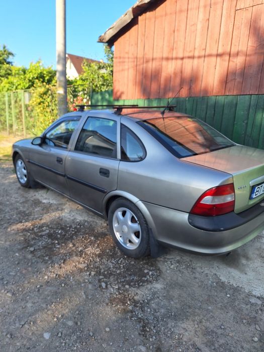 Opel Vectra B 1.6 benzina