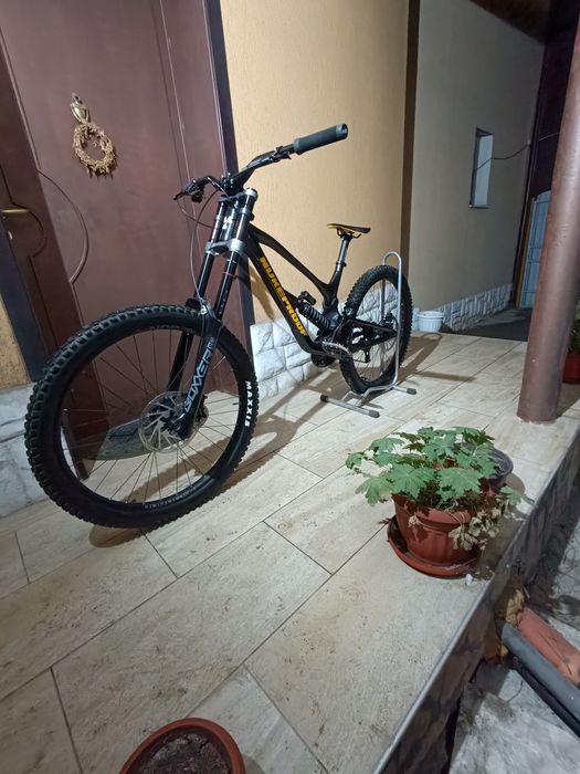 Nukeproof dissentl 275 comp downhill