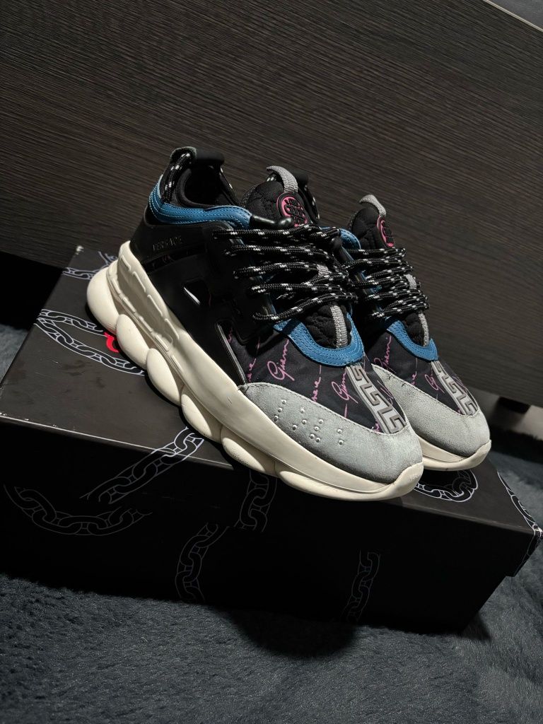 Versace Chain Reaction