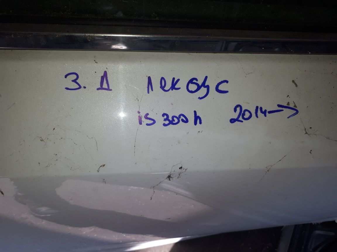 ,вратаCHR  зад дясна,спойлер,400лв,Лексус 4 врати,Огледала