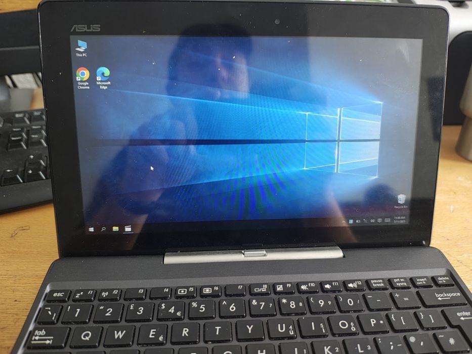 Asus transfomer t100.