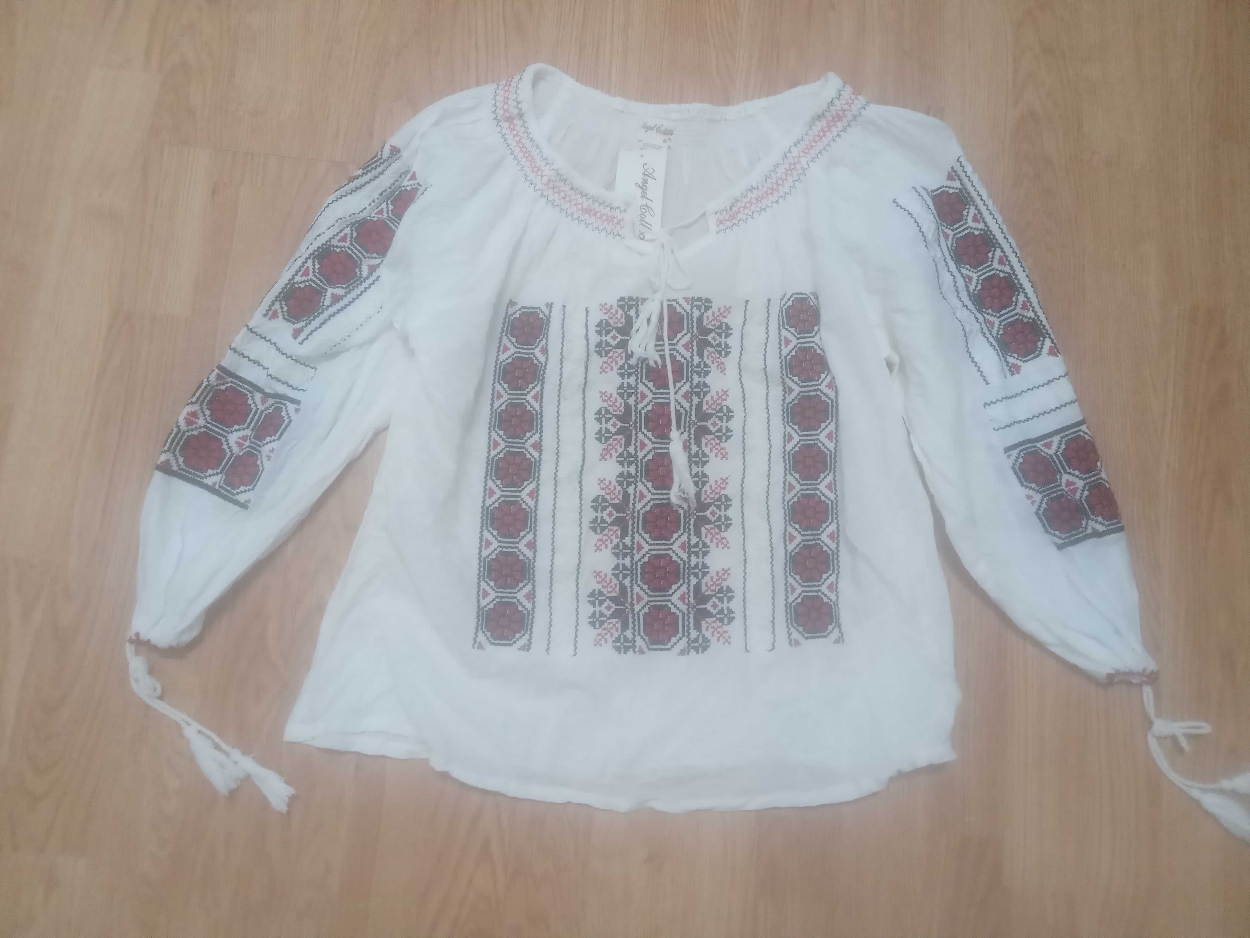Ie tradițional nouă cu etichetă brodată la mașină