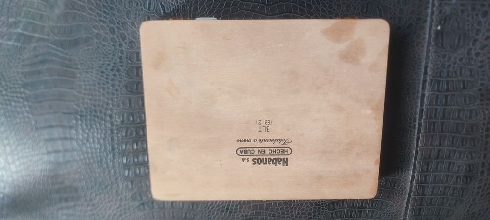 Кутия от пури COHIBA