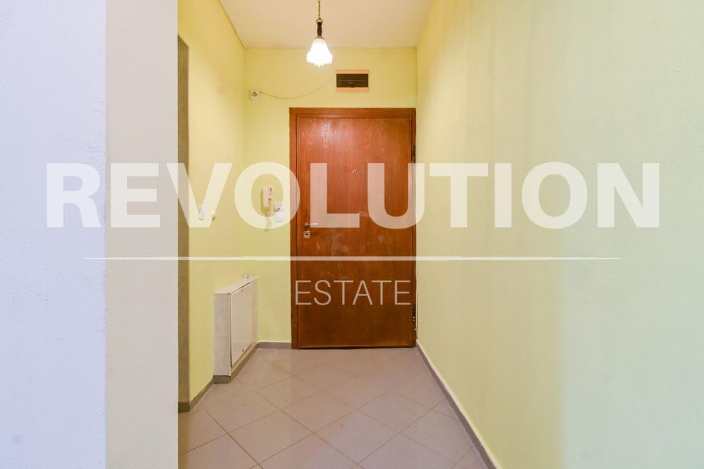 Дава се под наем Тристаен апартамент в София, Център - 65 кв.м за 650 € - Снимка #9