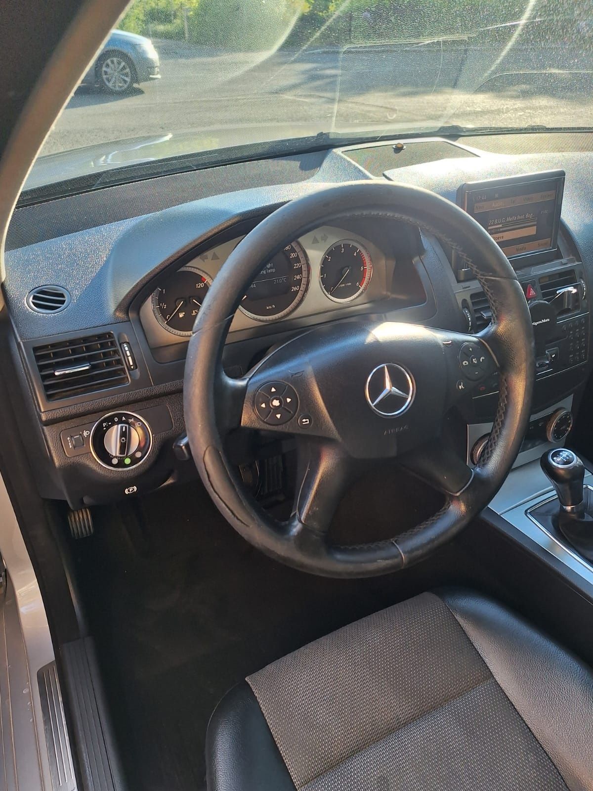 Mercedes c220  an 2009