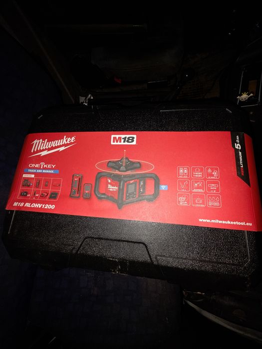 Lasser milwaukee vand sau schimb