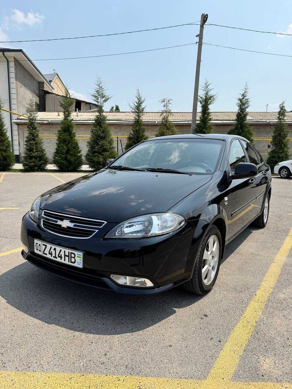 2023 qora jentra avtomat 16000 yurgan toza tayyor moshina
