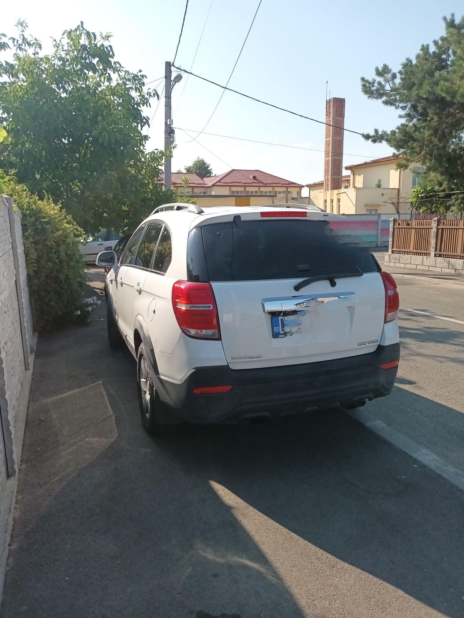 Vând Chevrolet Captiva