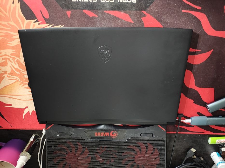Vând laptop Gaming MSI Katana GF76 11UD