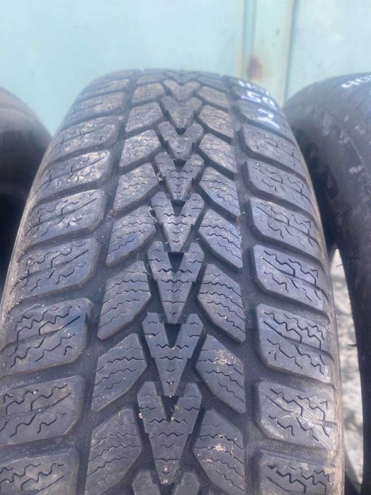 4 броя зимни гуми Dunlop 175/70 R14 Dot 1620 ном 59