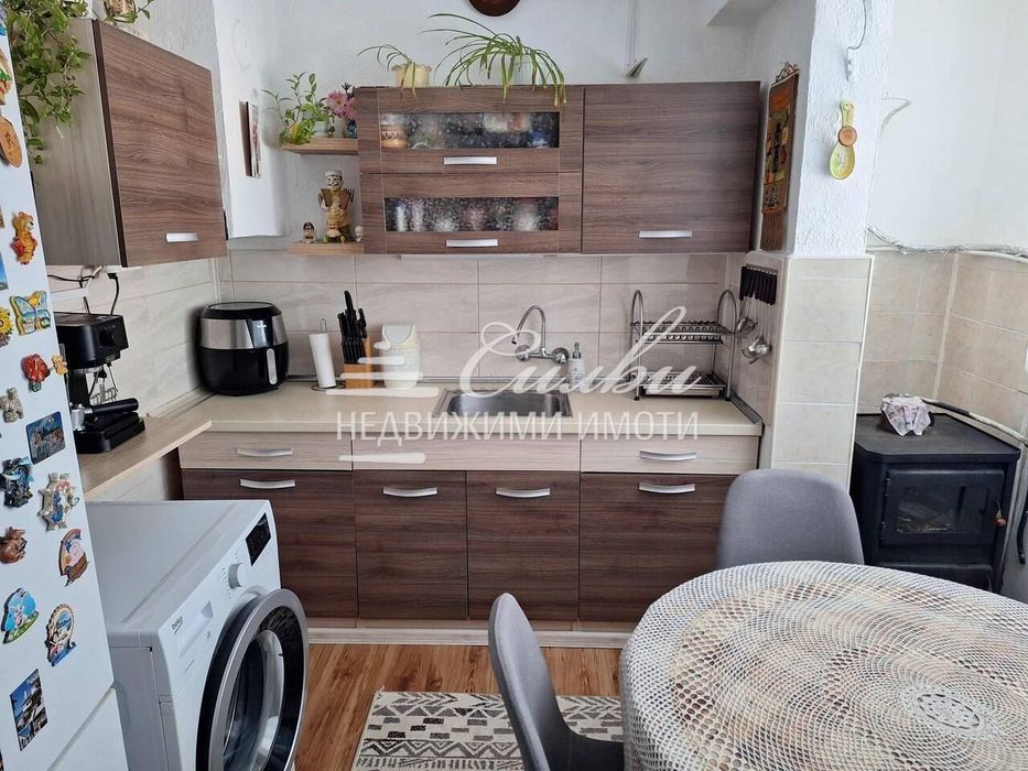 Тристаен апартамент-кв. Боян Българанов 1