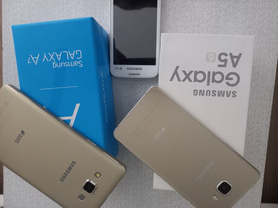 Samsung galaxy  cмартфоны .