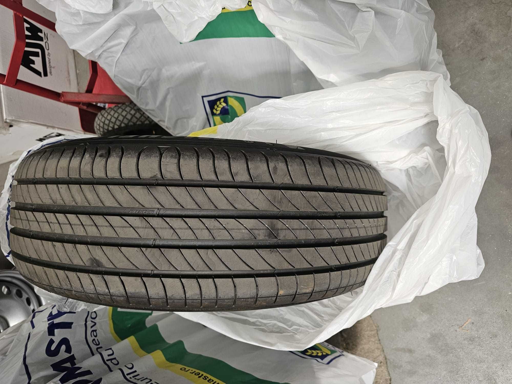 MICHELIN 215/65R17 Primacy4 XL 103V NOI !!! DOT 0925 - 4 BUC x 550 lei
