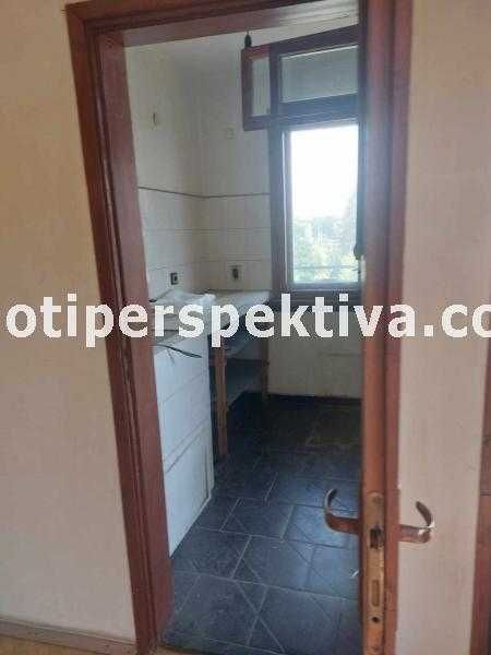 Продава се Тристаен апартамент в Пловдив, Беломорски - 67 кв.м за 1583 €/кв.м - Снимка #6