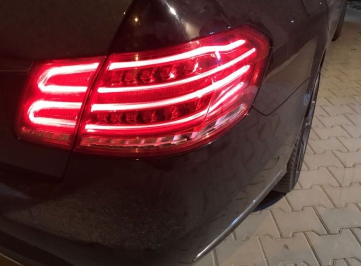 Repararatie stopuri / Lampa spate / Tripla led Mercedes E Class W212