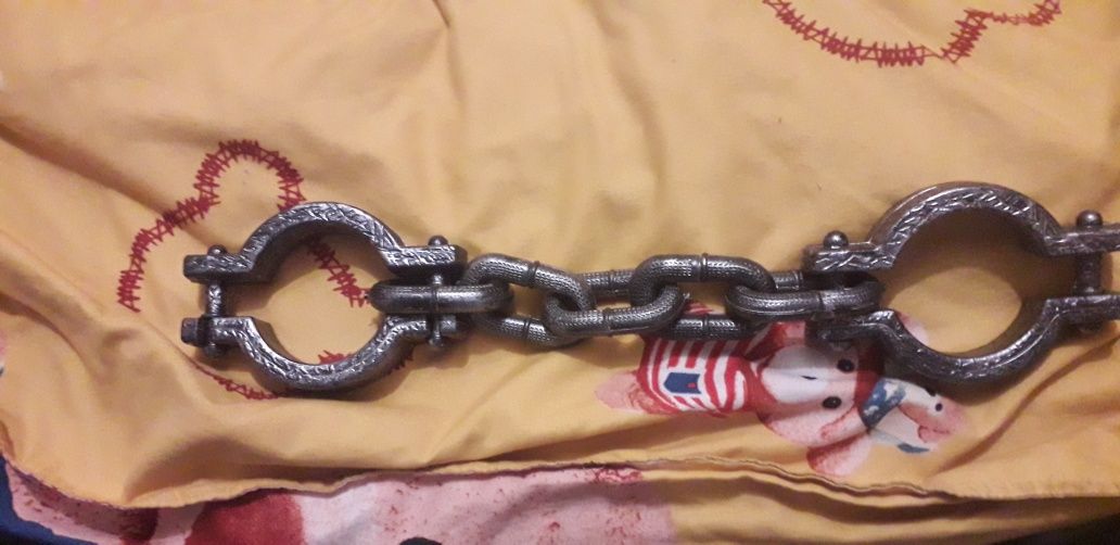 Măști și accesorii haloween