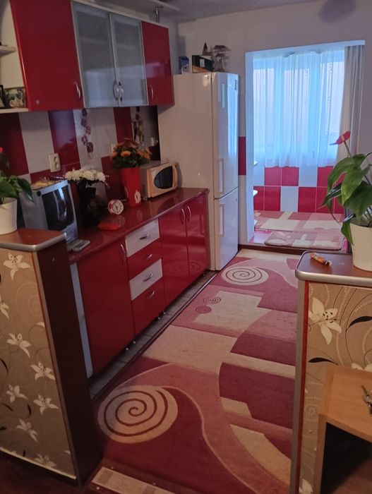 Închiriem apartament