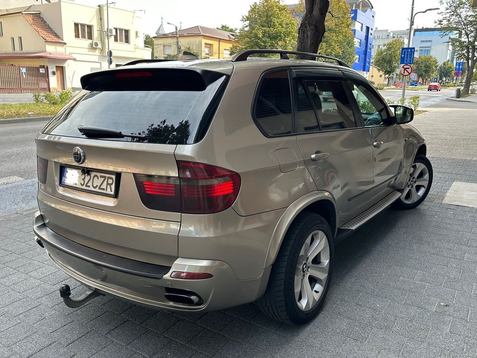 Bmw x5 3.0sd 286cp xd panoramic carplay camera piele alba intretinuta