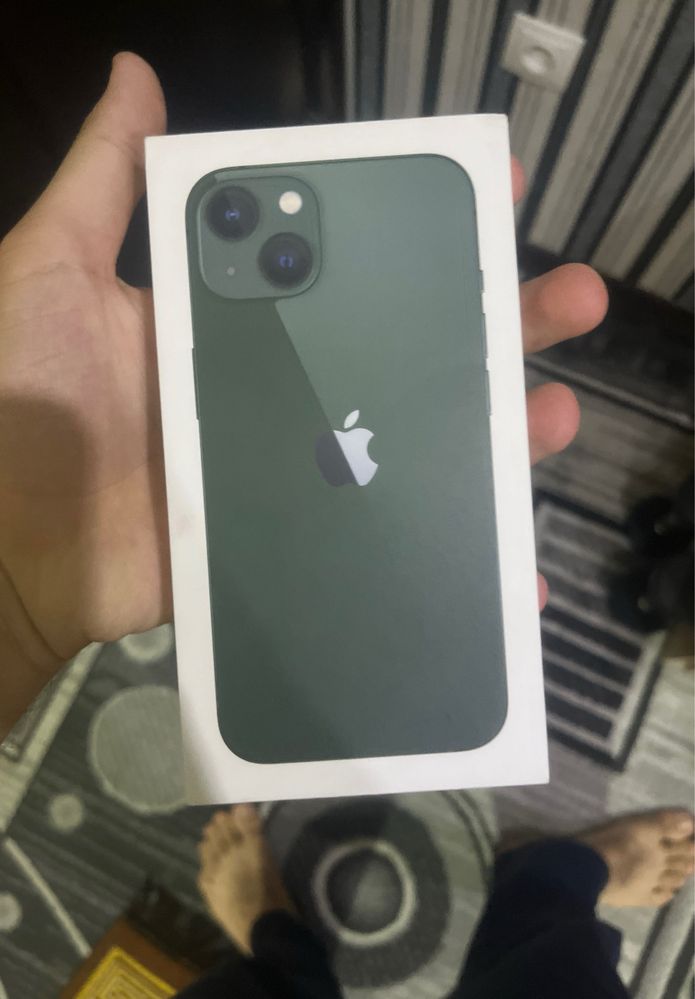 Iphone 13 green ideal