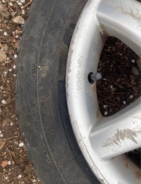 Гуми с лети джанти за Опел