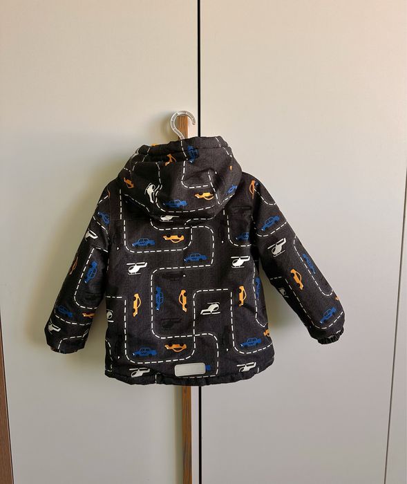 Зимная куртка на мальчика 3-4 года Детский мир в отличном состоянии!