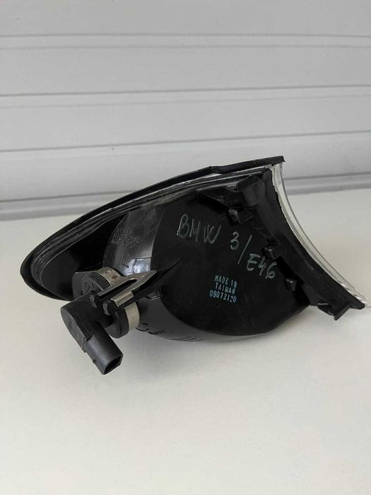 Semnalizator stanga bmw seria 3 e46 2001 2005 nou