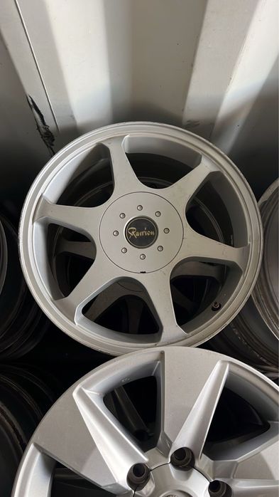Продам диски R16 5х114.3