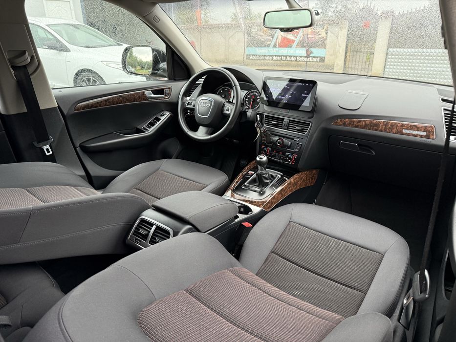 Audi Q5 Ambiente / 2.0 TDI 143 CP Euro 5 / 2010 / 4x4 Quattro / 9.999€