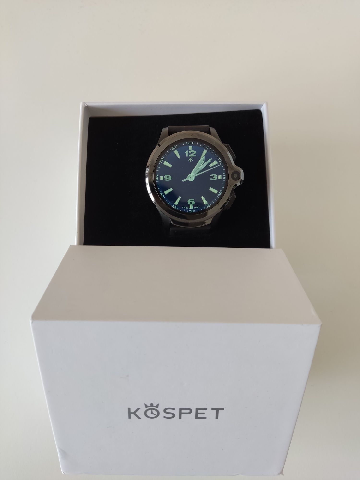 Смарт часовник Kospet Prime с вградена 8MP камера и силиконова каишка