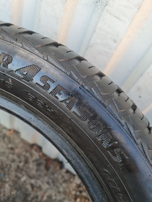 2 buc Anvelope de iarna* *195/50R15*Goodyear*LICHIDARE STOC*75 Lei Buc