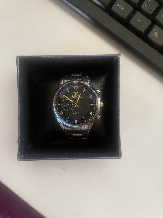 Rolex uslubidagi erkaklar soati – yangi holatda