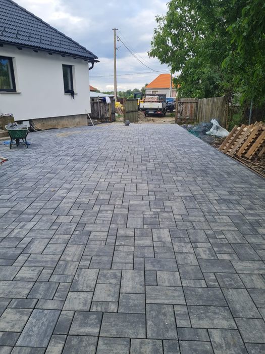 Montaj pavaj si gazon 35 lei