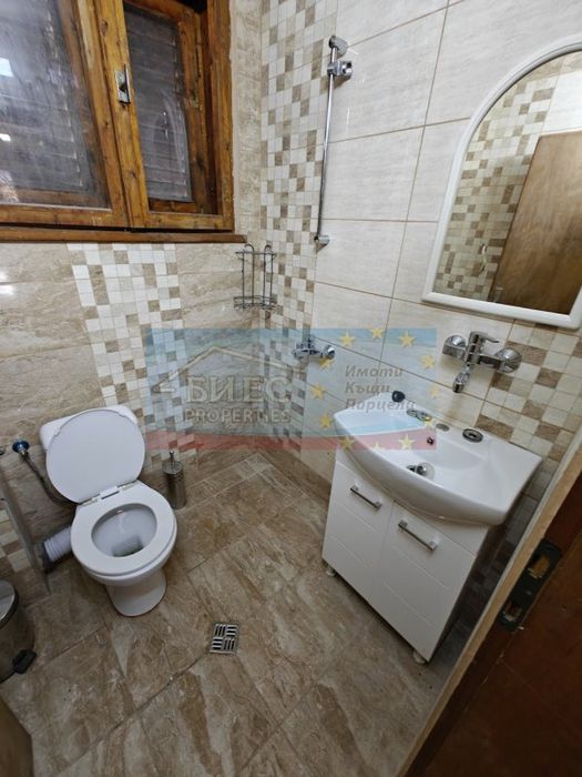 Продава се Къща в с. Углярци, Област Перник - 260 кв.м за 366 €/кв.м - Снимка #7