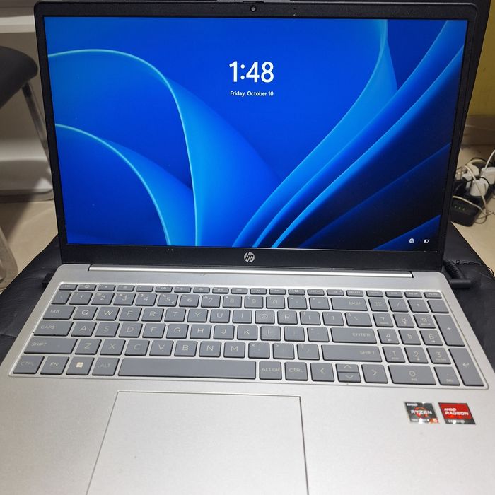 Laptop HP 8gb Ram 512 GB ssd Încărcător #47229