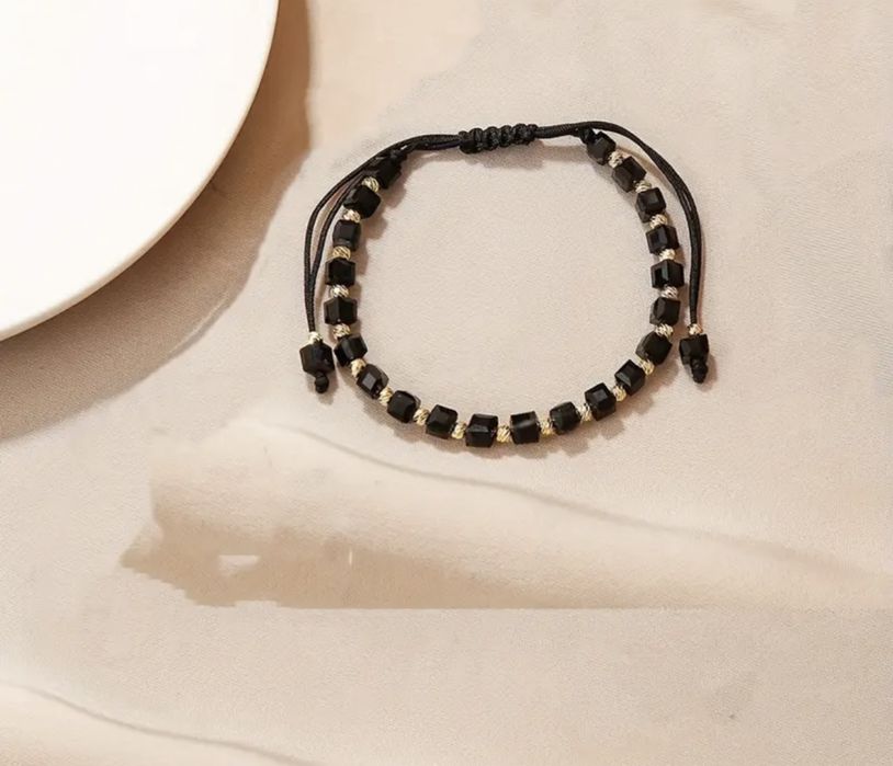 Позлатени шикозни гривни!