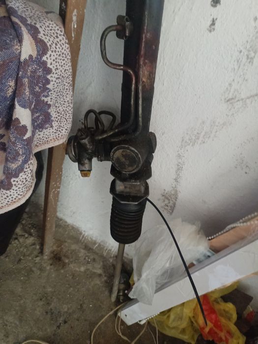 Рулевая рейка на Опель вектра 2,5