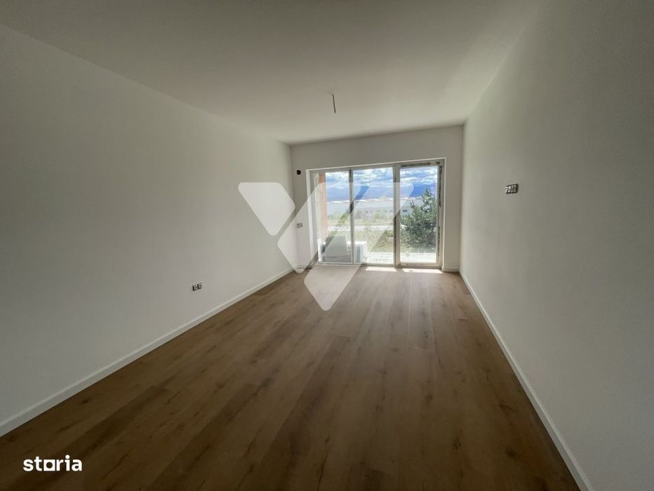 Apartament cu 3 camere 2 bai, etaj 1 zona Vest Sibiu