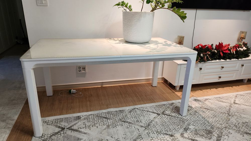 Стол кухонный хорошего качества