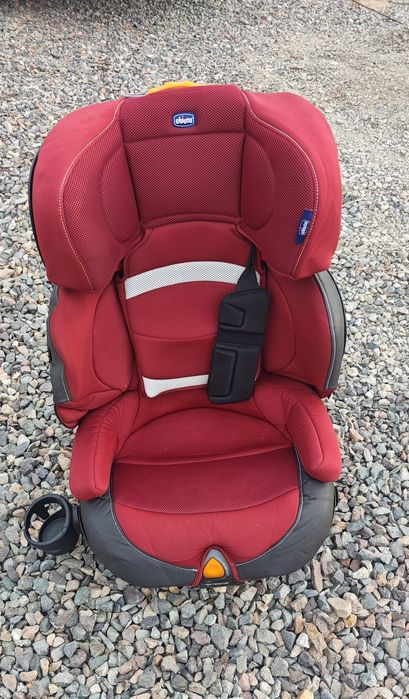 Кресло автомобильное детское 18-36 кг Chicco