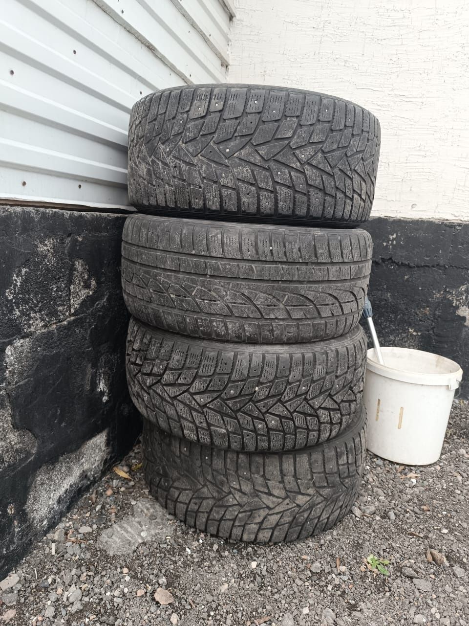 Шины Dunlop, hankook