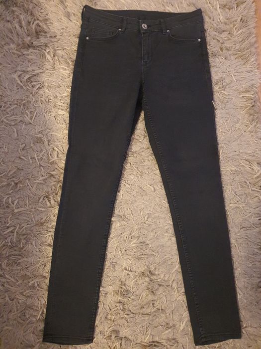 Blugi H&M Divided mar 38