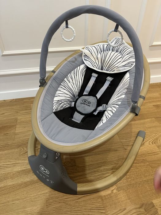 Leagan electric bebelusi kinderkraft