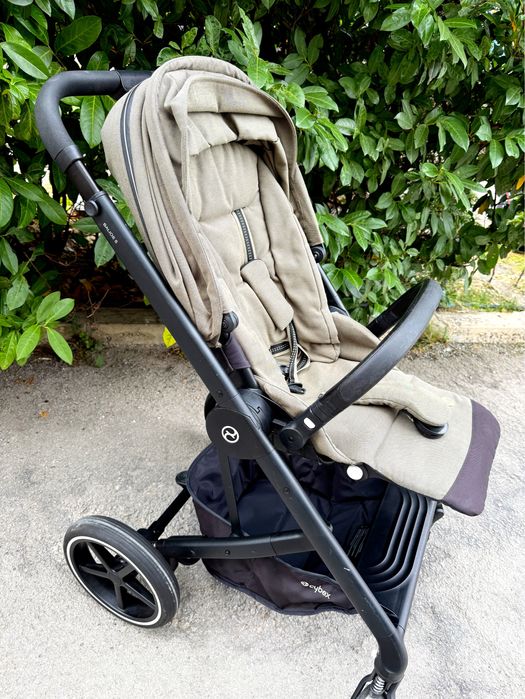 Количка Cybex Balios S Lux маслено зелен цвят Classic Beige