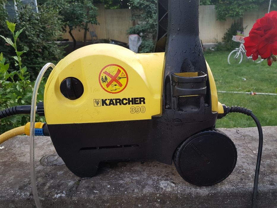 Aparat, pompa spălat cu presiune Karcher 1100 ca Nou import Germania