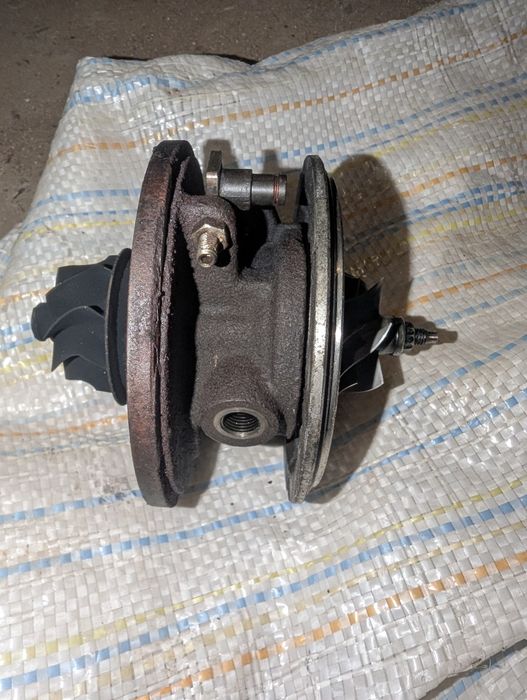 Здрава Средна част и Счупено Турбо за VW Passat 1.9tdi 131коня